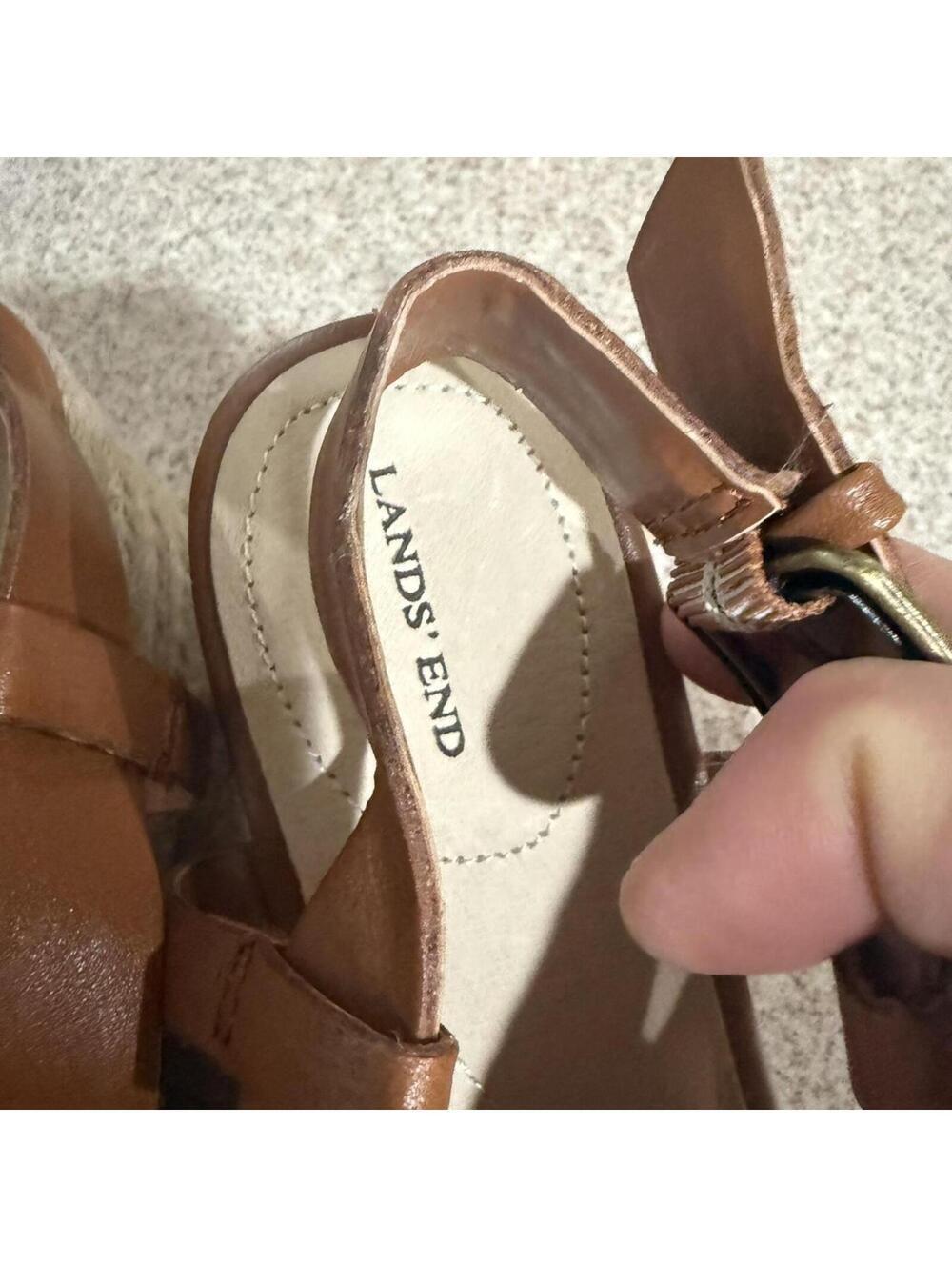 New in box LANDS END brown wedge sandals - Picture 5 of 6
